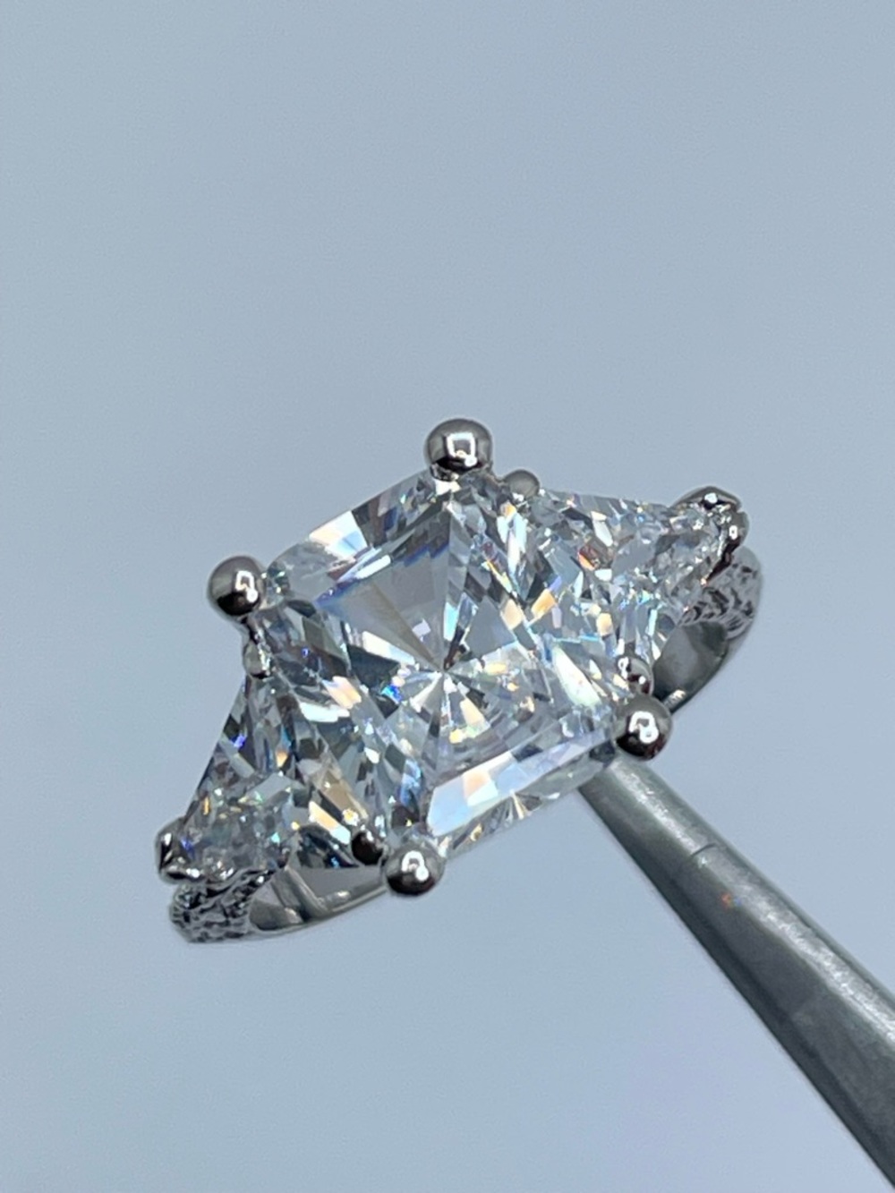 Swarovski Crystal Elements 3 Stone Diamond White Crystal Bridal Ring Sz 7 Silver